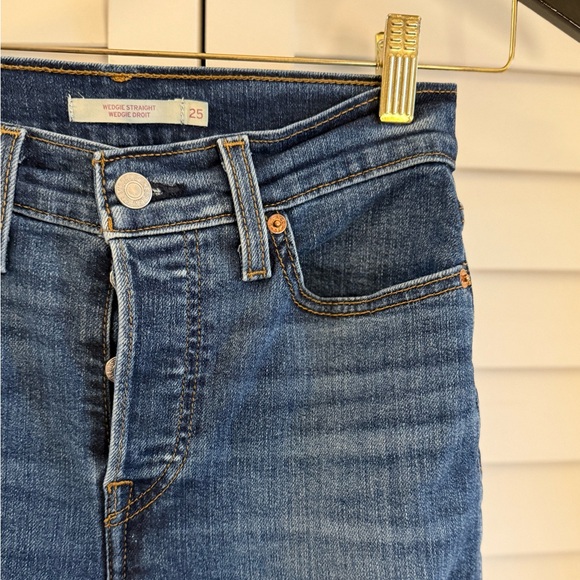 Levi’s Wedgie Straight Women’s Button Up Fly Ankle Jeans Size 25 - Picture 7 of 10